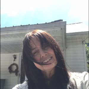 Meet your Posher, Roberta